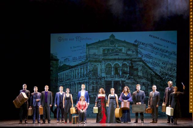 Eröffnungsgala Ensemble, Foto Christian POGO Zach