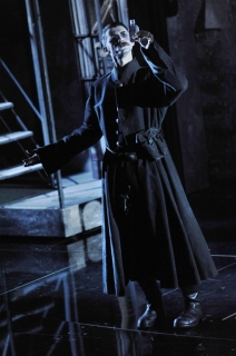 Die Fledermaus - Thomas Peters Die Fledermaus - Thomas Peters